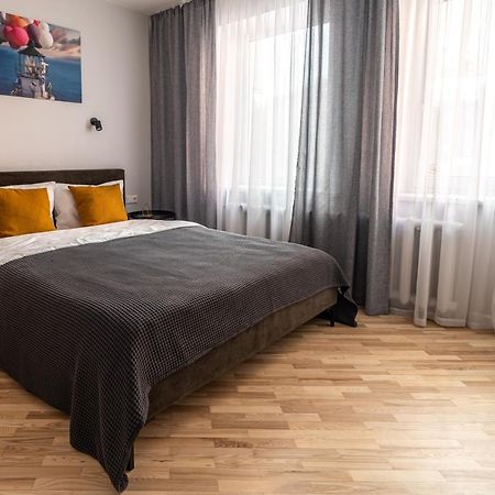 Lovely Apartment In The City Center Kaunas Luaran gambar
