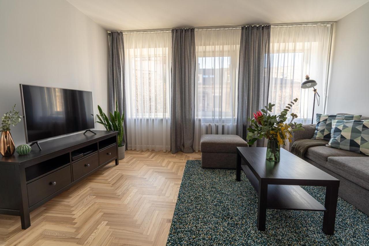 Lovely Apartment In The City Center Kaunas Luaran gambar