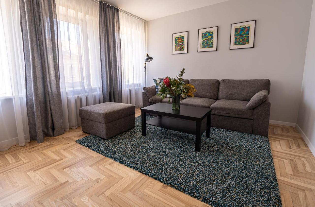 Lovely Apartment In The City Center Kaunas Luaran gambar